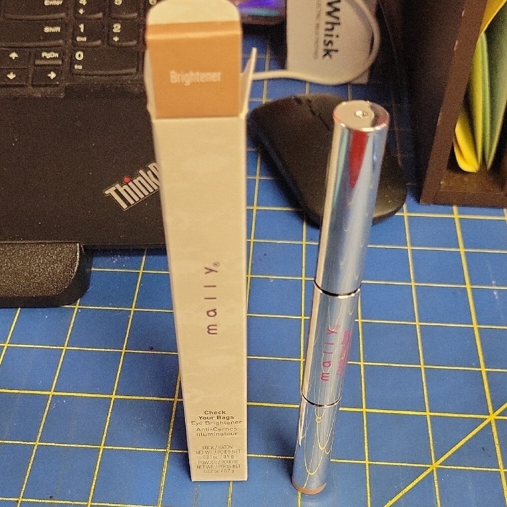Mally Check Your Bags Eye Brightener Pen Anti Cernes Illuminateur Stick & Powder